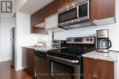 2507 - 59 Liberty Street, Toronto, ON - Indoor Photo Showing Kitchen