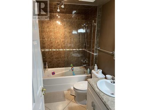 1680 Coquitlam Ave, Port Coquitlam, BC - Indoor Photo Showing Bathroom