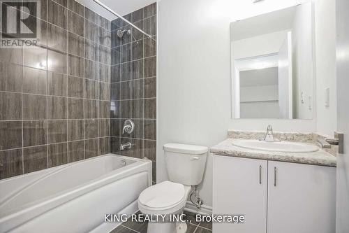 415 - 1 Falaise Road, Toronto, ON - Indoor Photo Showing Bathroom