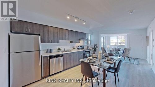 415 - 1 Falaise Road, Toronto, ON - Indoor Photo Showing Kitchen With Double Sink