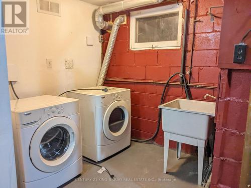 391 Wenlock Avenue, Richmond Hill, ON - Indoor Photo Showing Laundry Room