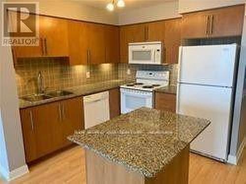 1951 - 25 Viking Lane, Toronto, ON - Indoor Photo Showing Kitchen