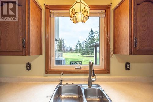 7147 Wellington Road 124 Road, Guelph/Eramosa, ON - Indoor Photo Showing Kitchen With Double Sink