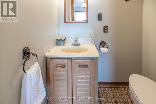 7147 Wellington Road 124 Road, Guelph/Eramosa, ON - Indoor Photo Showing Bathroom