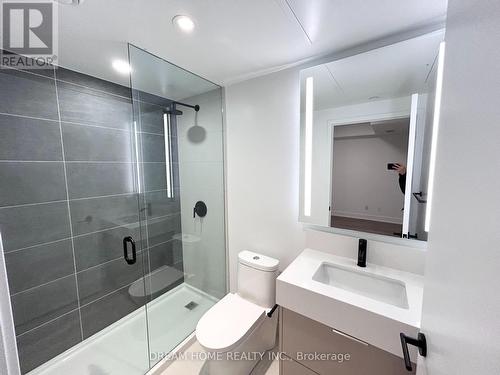 401 - 308 Jarvis Street, Toronto, ON - Indoor Photo Showing Bathroom