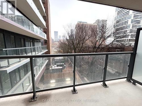 401 - 308 Jarvis Street, Toronto, ON - Outdoor With Exterior