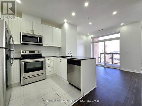 220 - 7325 Markham Road, Markham, ON - Indoor Photo Showing Kitchen