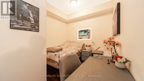 517 - 385 Prince Of Wales Drive, Mississauga, ON - Indoor Photo Showing Other Room