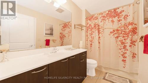 517 - 385 Prince Of Wales Drive, Mississauga, ON - Indoor Photo Showing Bathroom