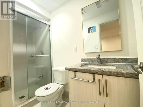 6 New Forest Square, Toronto, ON - Indoor Photo Showing Bathroom