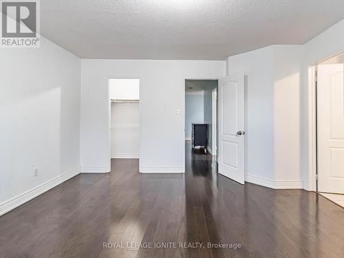 8 Creekwood Court, Vaughan, ON - Indoor Photo Showing Other Room