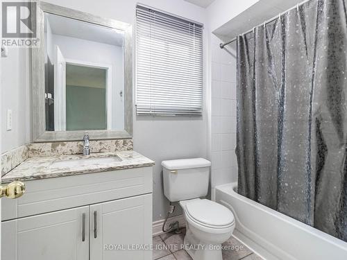 8 Creekwood Court, Vaughan, ON - Indoor Photo Showing Bathroom