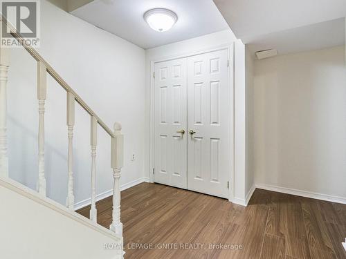 8 Creekwood Court, Vaughan, ON - Indoor Photo Showing Other Room