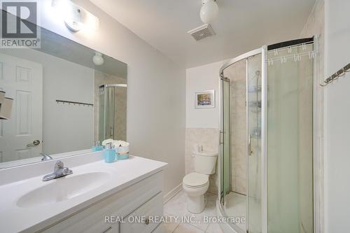 19 Dunbar Crescent, Markham, ON - Indoor Photo Showing Bathroom