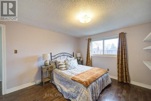 19 Dunbar Crescent, Markham, ON - Indoor Photo Showing Bedroom