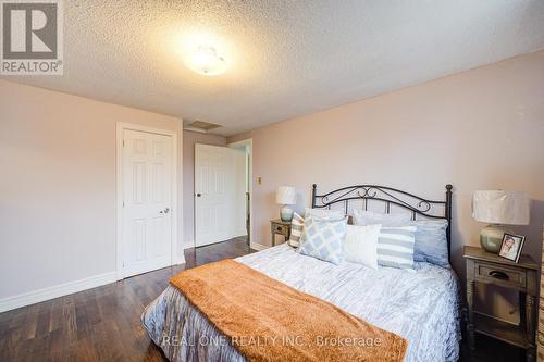 19 Dunbar Crescent, Markham, ON - Indoor Photo Showing Bedroom