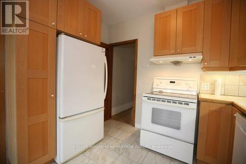 Upper - 74 Constance Street, Toronto, ON - Indoor Photo Showing Kitchen