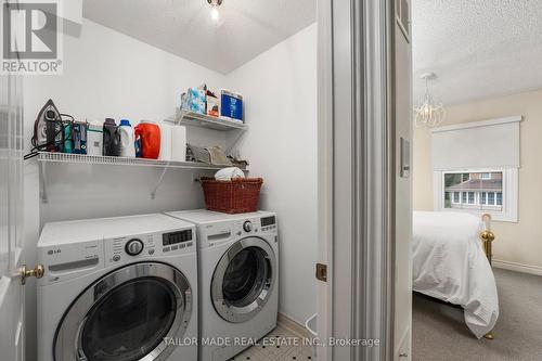 16 Warbrick Lane, Caledon, ON - Indoor Photo Showing Laundry Room