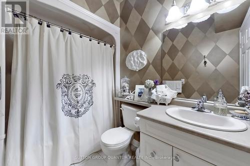 43 Oarsman Crescent, St. Catharines, ON - Indoor Photo Showing Bathroom