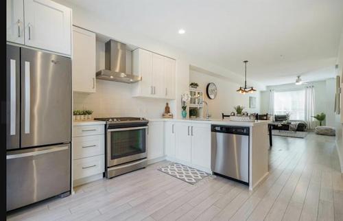 8570 204 Street, Langley, BC - Indoor Photo Showing Kitchen With Upgraded Kitchen