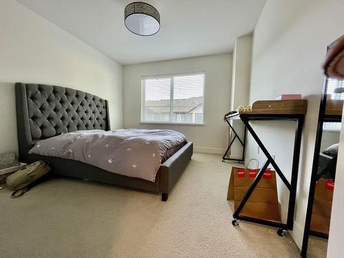 8570 204 Street, Langley, BC - Indoor Photo Showing Bedroom