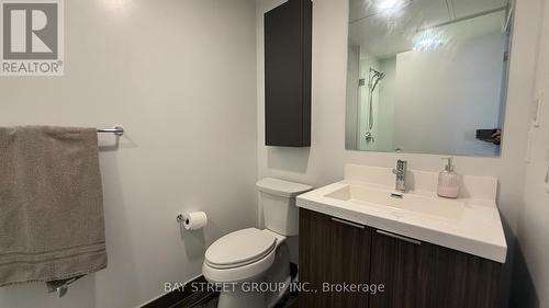 733 - 20 O'Neill Road, Toronto, ON - Indoor Photo Showing Bathroom