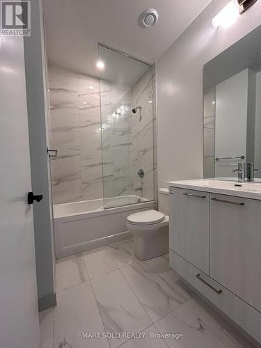 608 - 195 Commerce Street, Vaughan, ON - Indoor Photo Showing Bathroom