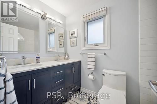 114 Chalet Crescent, London, ON - Indoor Photo Showing Bathroom