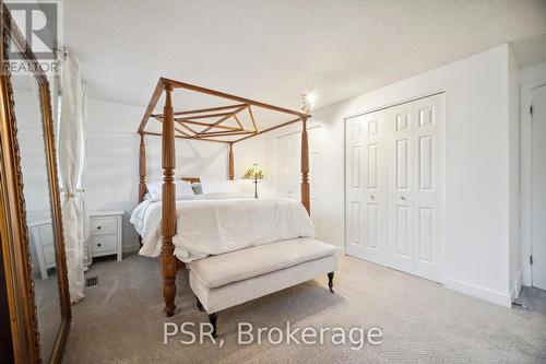 114 Chalet Crescent, London, ON - Indoor Photo Showing Bedroom