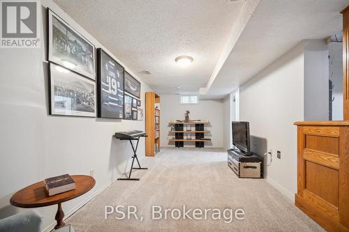 114 Chalet Crescent, London, ON - Indoor Photo Showing Other Room