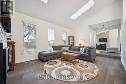 114 Chalet Crescent, London, ON - Indoor Photo Showing Living Room With Fireplace