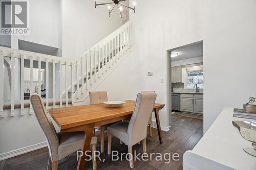 114 Chalet Crescent, London, ON - Indoor Photo Showing Dining Room