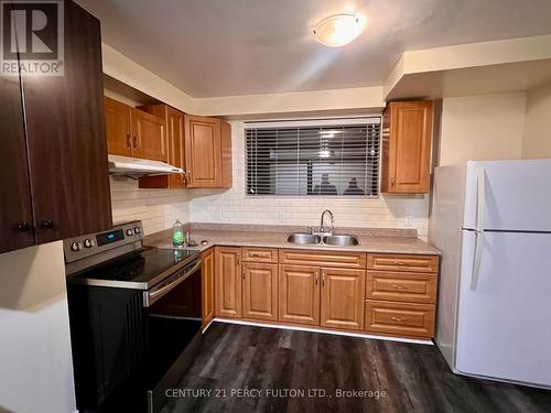 2 - 952 Scarlett Road, Toronto, ON - Indoor Photo Showing Kitchen With Double Sink