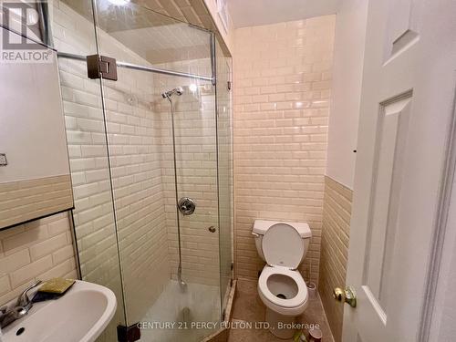 2 - 952 Scarlett Road, Toronto, ON - Indoor Photo Showing Bathroom