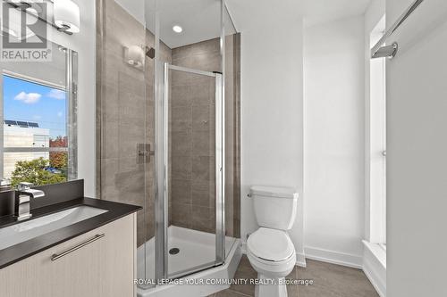 Main - 58-861 Sheppard Avenue W, Toronto, ON - Indoor Photo Showing Bathroom