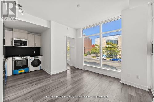 Main - 58-861 Sheppard Avenue W, Toronto, ON - Indoor Photo Showing Kitchen