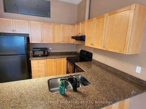 601-700 King St W, Toronto, ON - Indoor Photo Showing Kitchen