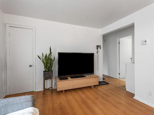 Salon - 957  - 959 Rue Wilfrid-Laurier, Laval (Chomedey), QC - Indoor Photo Showing Living Room