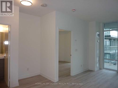 538 - 621 Sheppard Avenue E, Toronto, ON - Indoor Photo Showing Other Room