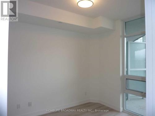 538 - 621 Sheppard Avenue E, Toronto, ON - Indoor Photo Showing Other Room