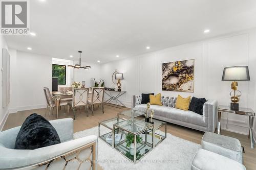 593 Cummer Avenue, Toronto, ON - Indoor Photo Showing Living Room