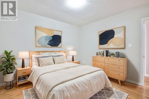 537 Huronia Road, Barrie, ON - Indoor Photo Showing Bedroom