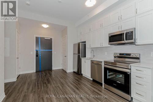 609 - 480 Gordon Krantz Avenue, Milton, ON - Indoor Photo Showing Kitchen With Stainless Steel Kitchen With Upgraded Kitchen