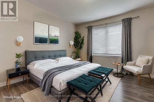 24 Manorwood Drive, West Lincoln, ON - Indoor Photo Showing Bedroom