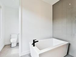 Ensuite bathroom - 