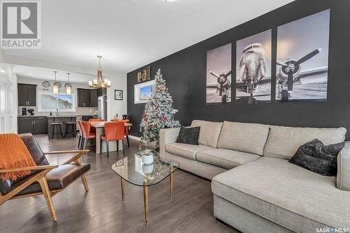 311 Delainey Manor, Saskatoon, SK - Indoor Photo Showing Living Room