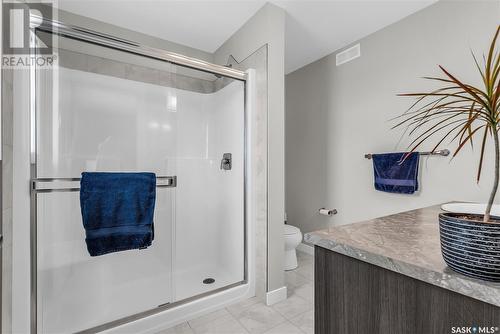 311 Delainey Manor, Saskatoon, SK - Indoor Photo Showing Bathroom