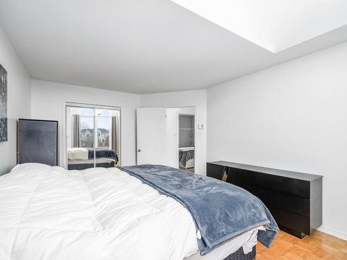 Master bedroom - 6179 Rue Des Mûriers, Longueuil (Saint-Hubert), QC - Indoor Photo Showing Bedroom