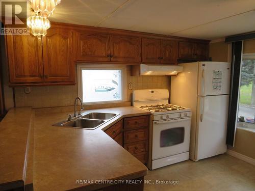 5A - 2189 Dundas Street E, London, ON - Indoor Photo Showing Kitchen With Double Sink