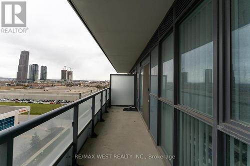 919 - 38 Honeycrisp Crescent, Vaughan, ON - Outdoor With Balcony With View With Exterior